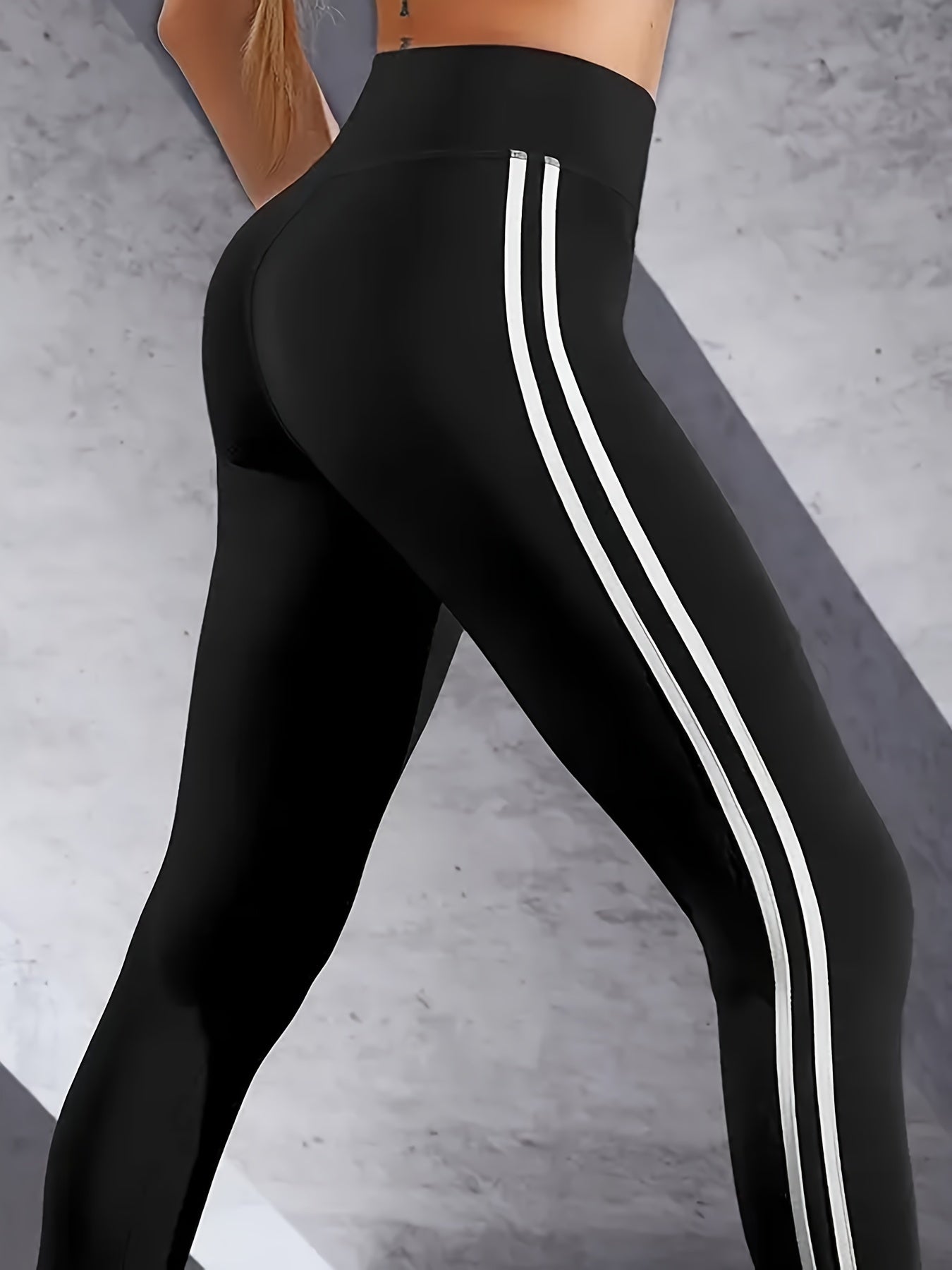 Hannah | Slim-Fit Hochtaillierte Yoga-Hose mit Sportlichem Seitenstreifen