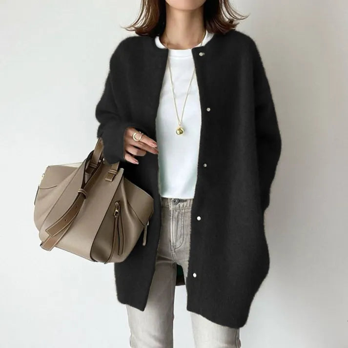 Manuela Jacke aus Marino-Wolloptik - stilvoll und weich