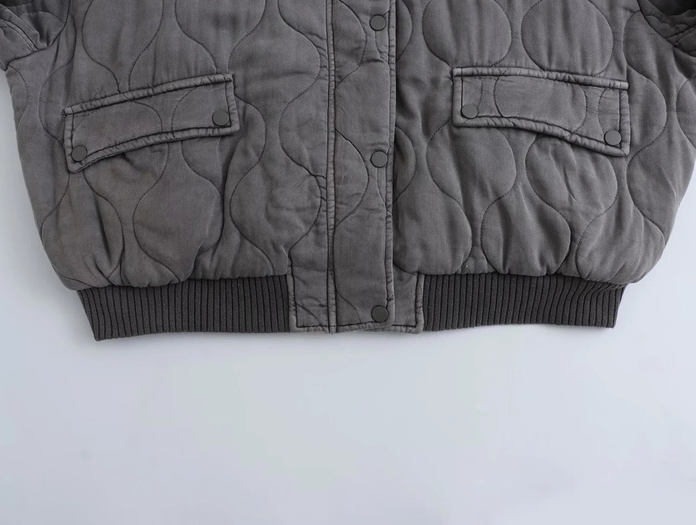 Eleganter Stil | Klassische Bomberjacke für Damen