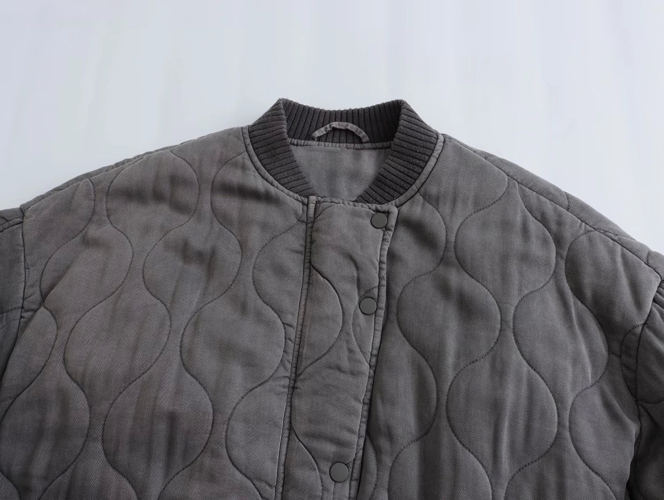 Eleganter Stil | Klassische Bomberjacke für Damen