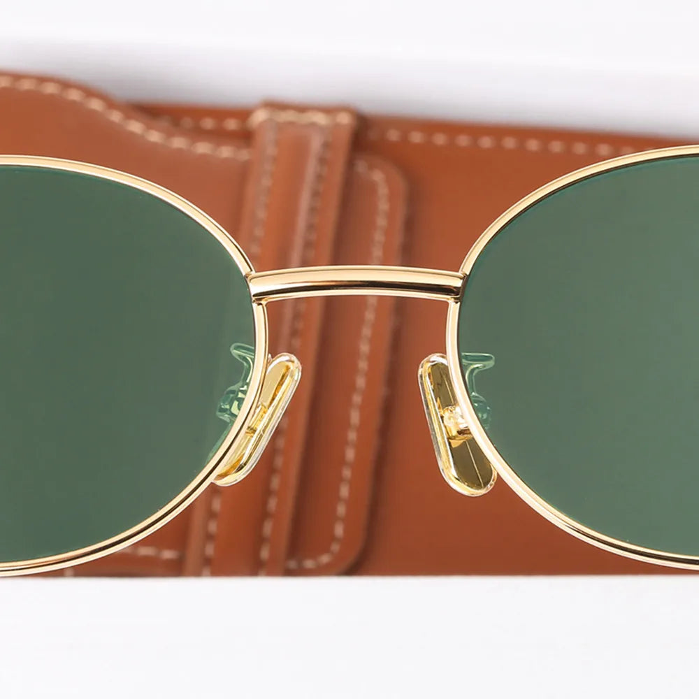 Schillernde und leichte Sonnenbrille Luna
