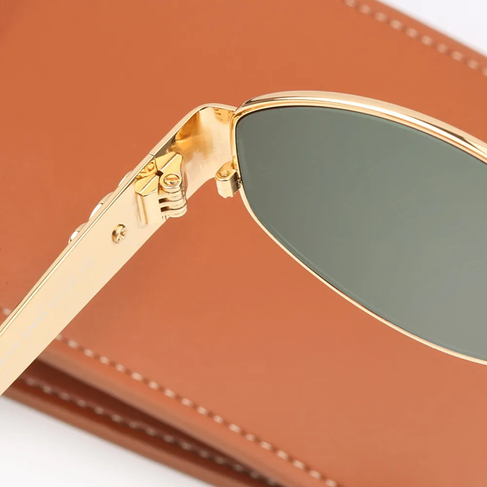Schillernde und leichte Sonnenbrille Luna