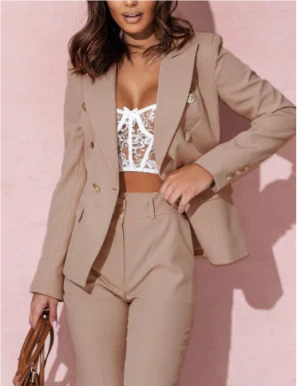 Zephanie | Stilvolles und elegantes Kostümset für Damen