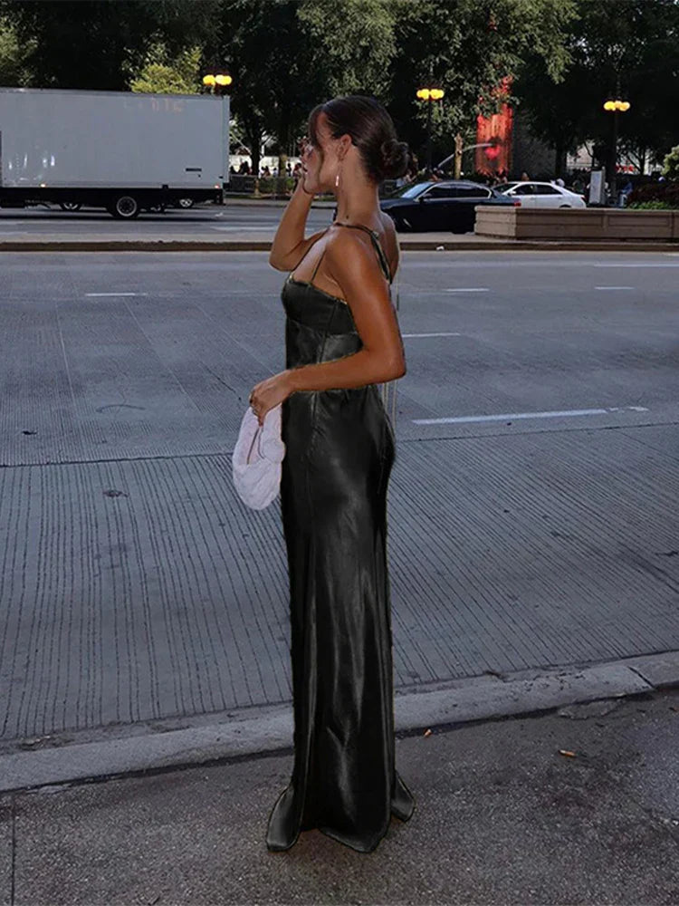 Jane - Satin-Halterkleid