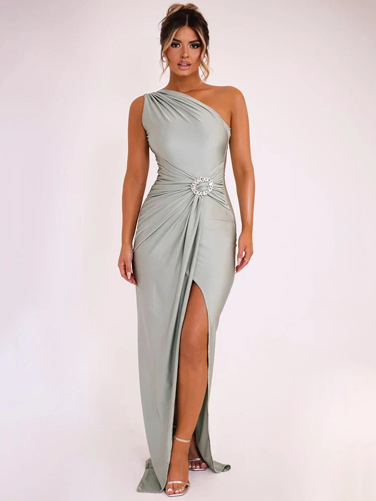 Shara - Glänzende Brosche Schräger Schulter Sexy Maxikleid
