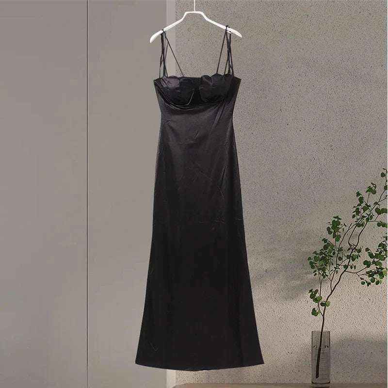 Jane - Satin-Halterkleid