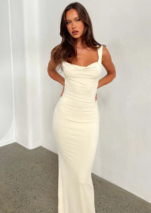 Trina | Rückenfreies Kleid mit doppelten Schulterträgern