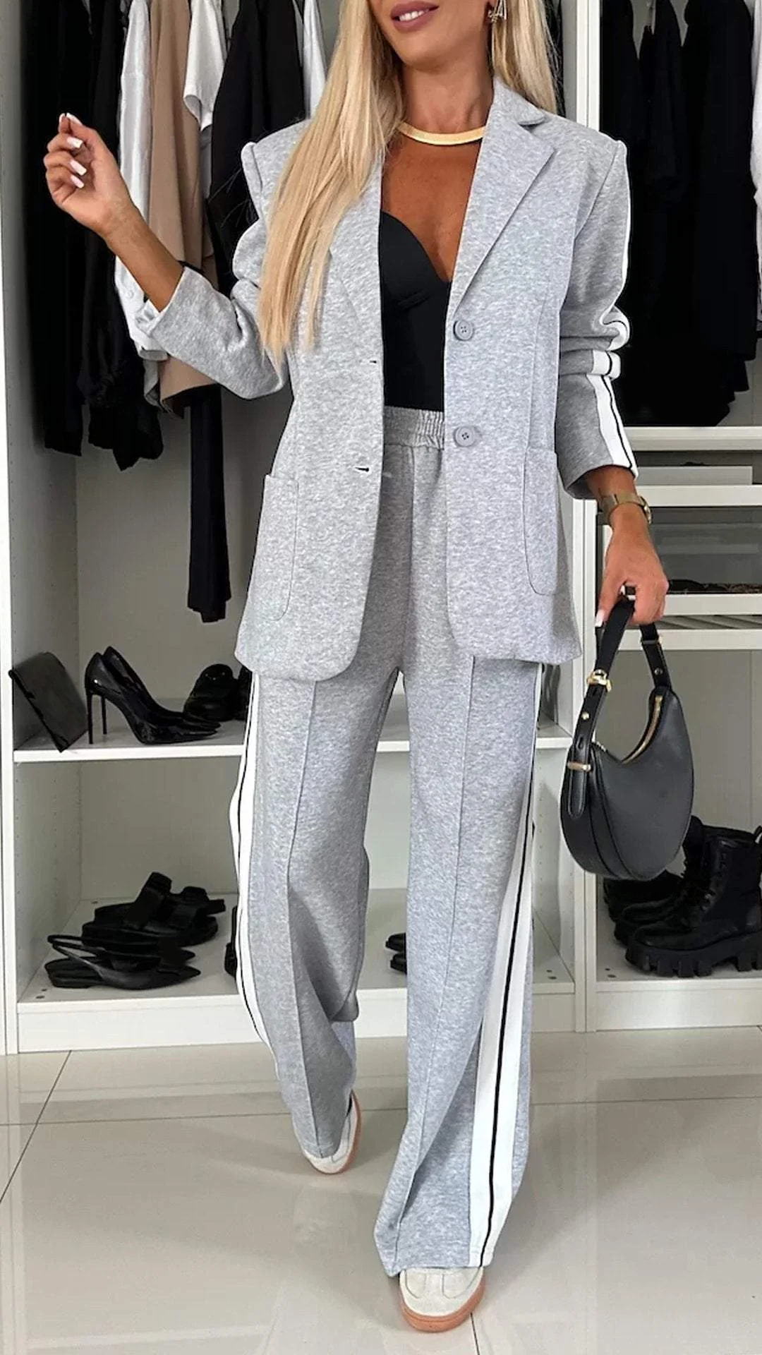Freja | Damenblazer mit Revers und Langen Ärmeln – Casual und Schick