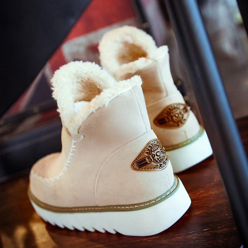 Liv | Klassische Rutschfeste Damenstiefeletten – Sicher und Stilvoll